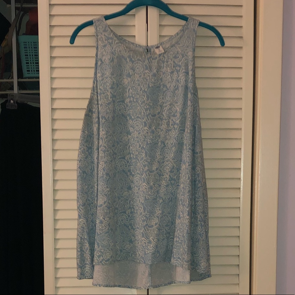 ✨Cute patterned old navy tank top ✨